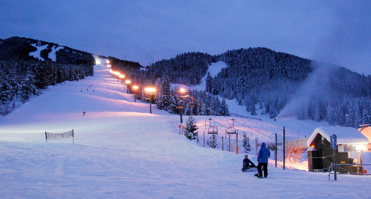 Night Skiing2